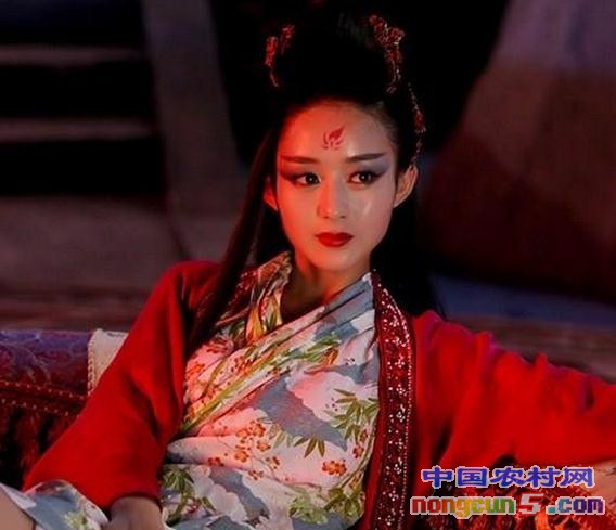 花千骨2015网剧9、10集高清在线视频观看 糖宝复活失去记忆变小孩
