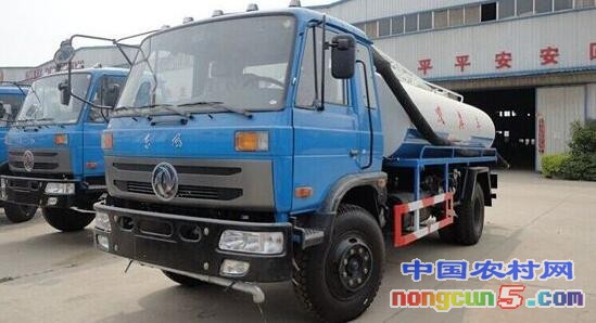 145吸糞車4