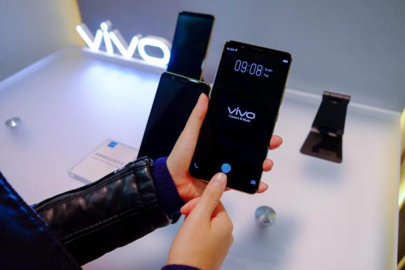 【CES 2018 现场】vivo 首款屏下指纹手机亮相 CES，新机有望在本月底发布