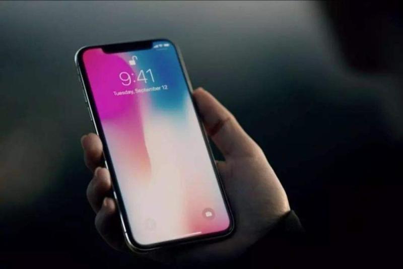 【钛晨报】尽管不被看好，iPhone X去年第四季度出货2900万部