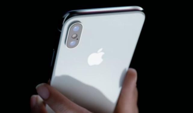 苹果财报前瞻：忘了税改和电池吧 iPhone X仍是重头戏