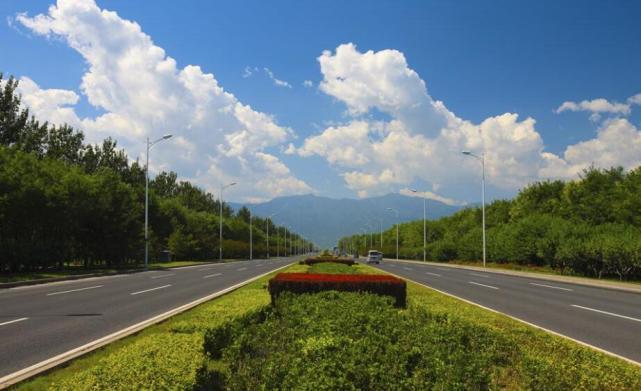 北京推进自动驾驶 将选北清路进行上路测试