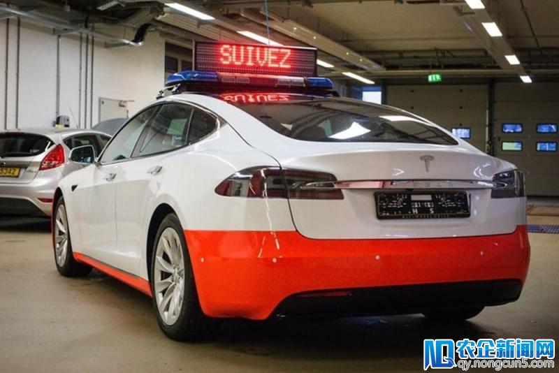 加拿大开始用一百多万的 Model X 当警车，国外的纳税人都不管吗？