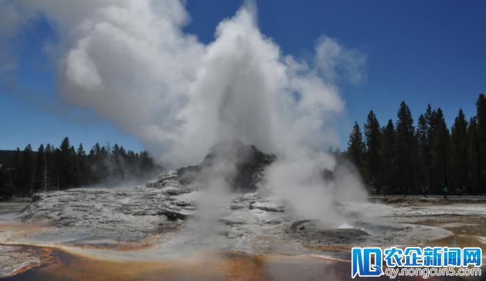 黄石超级火山濒临爆发？10天地震200多次