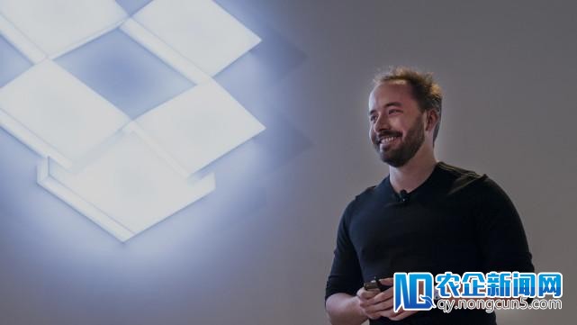 Dropbox IPO自创Snap失误 不再发行无表