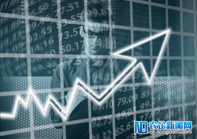 【股讯】凤凰新媒体跌近8% 五大科技巨