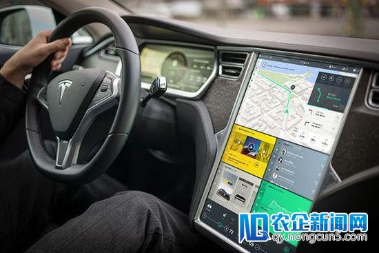 特斯拉官方回应致死事故：深表悲哀但鉴