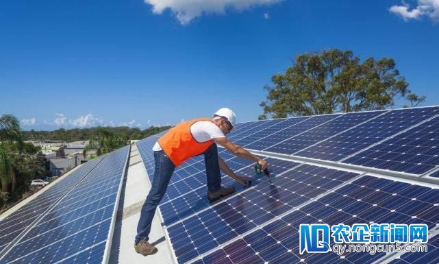 特斯拉开端在超级电池工厂装置世界最大