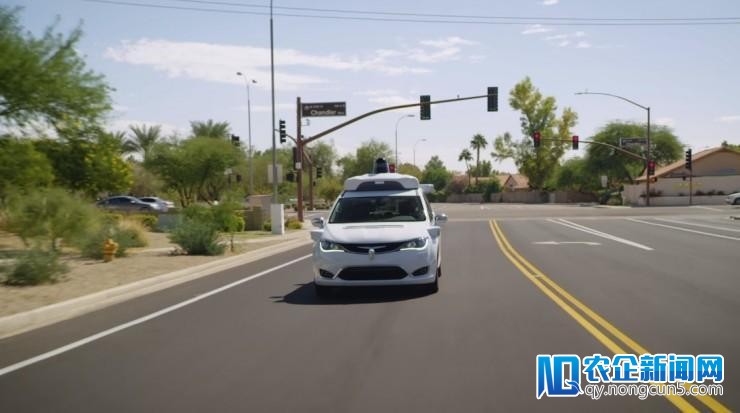 加州放开路测限制，完全无人驾驶汽车往
