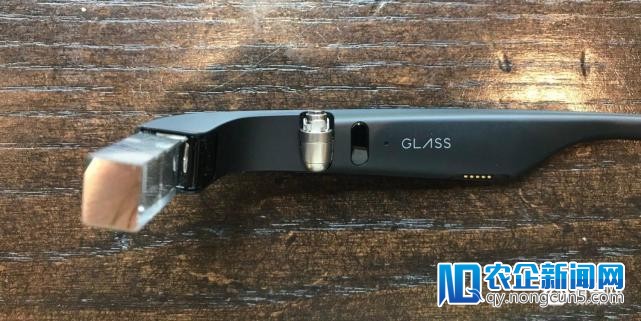 谷歌正在研讨各种方式的AR，但该技术还