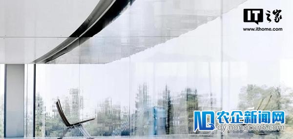 苹果总部遭遇“玻璃门”坑自家员工，官