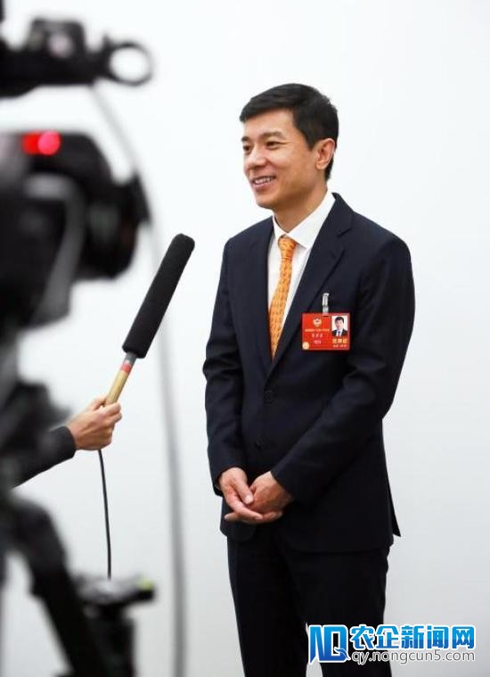 李彦宏:从没觉得百度模拟谷歌 中国更易