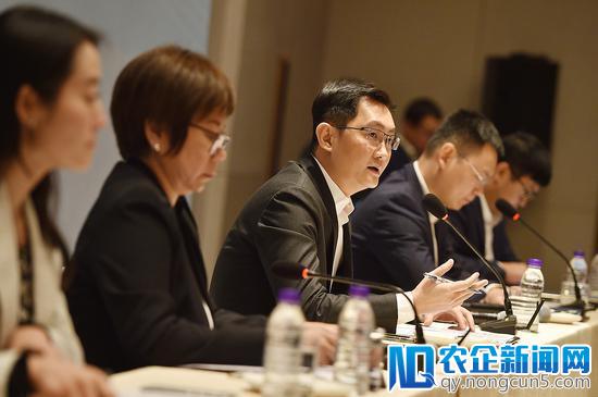 马化腾两会答记者问：区块链蛮创新，但腾讯不发币