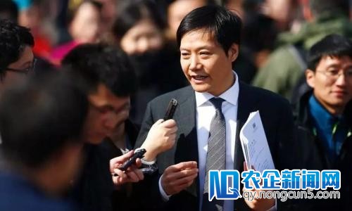 【钛晨报】建言两会：这些互联网大佬都