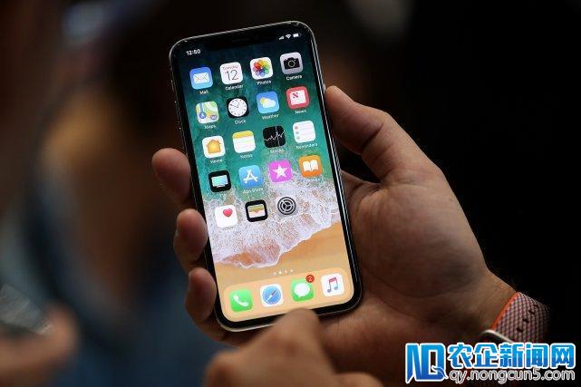 机构：苹果发3款新机可解iPhone X价格贵和屏幕小的问题