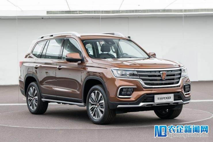 7 座 SUV 晋级，荣威 RX8 外观内饰初次