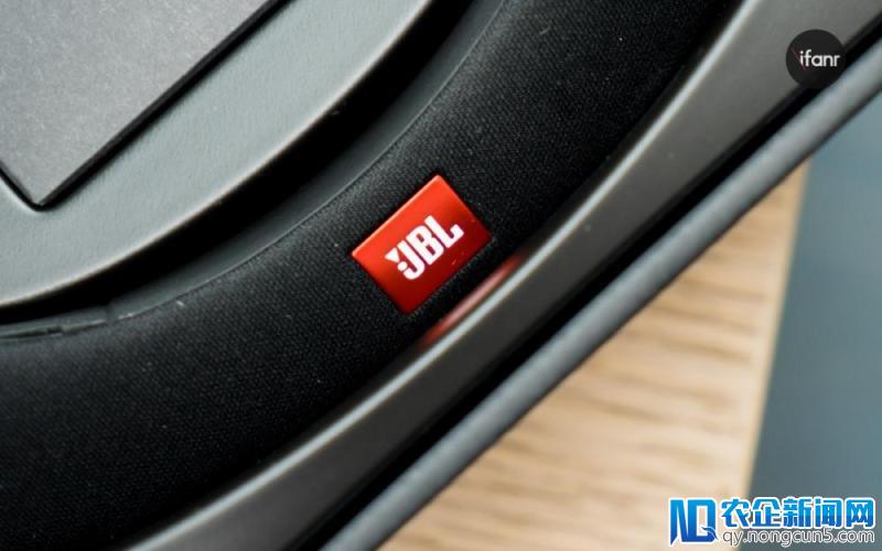 JBL SOUNDGEAR 体验，它是“私人音箱”还是“公开耳机”？