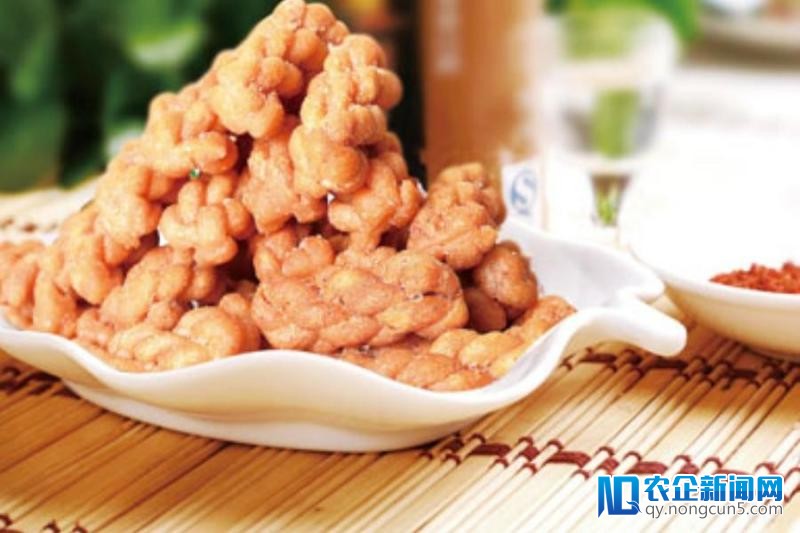 朱丹蓬：单品销量近3亿,小麻花拧出的大