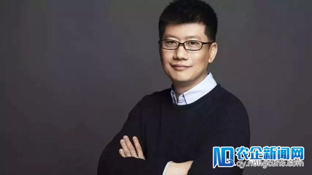 “网红教授”薛兆丰将从北大离任 曾在
