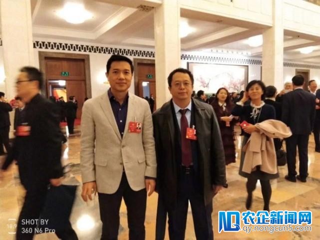 【大公司要闻速览】刘强东曝曾住6年工