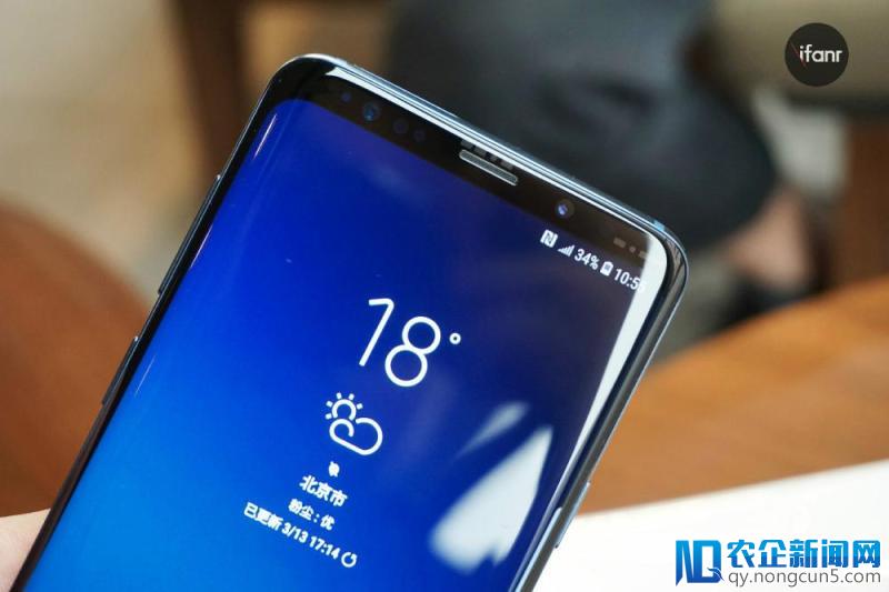 三星 Galaxy S9+ 图赏：当“鹅卵石”遇上了“莱茵蓝”