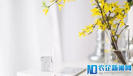 专治WiFi死角，腾达双频WiFi信号放大器A18来袭