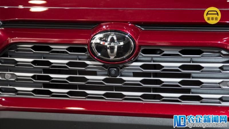 丰田新 RAV4 发布，外观不丰田，车里很丰田