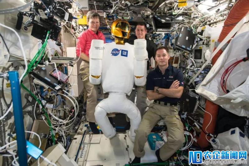 首个被 NASA「派往」国际空间站的宇航机器人 Robonaut，现在怎么样了？