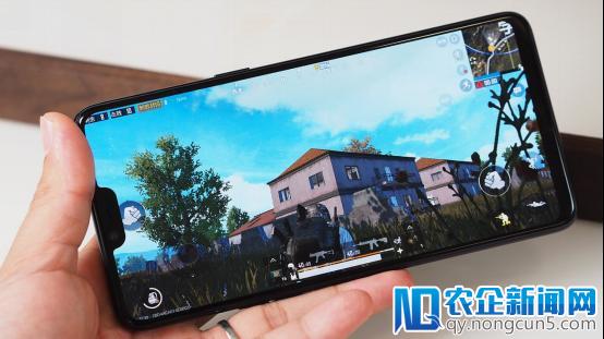 吃鸡卡不卡 OPPO R15实测绝地求生：发热续航画质超预期