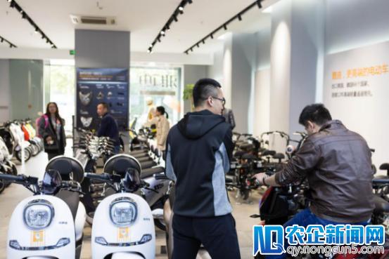 90天狂销105万辆 为什么大家都爱雅迪？