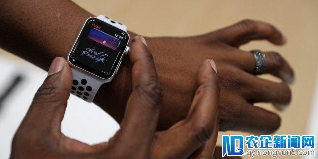 苹果拟将推大幅升级版Apple Watch 四大改进值得期待