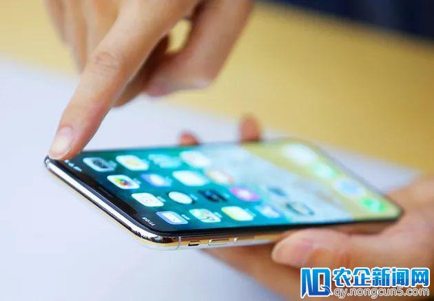 iPhone卖不动？芯片巨头股价暴跌，市值一天蒸发859亿