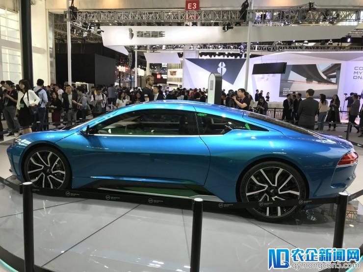 威马发布第二款车型EX6 Concept，首款量产车EX5 五天已预定5134台