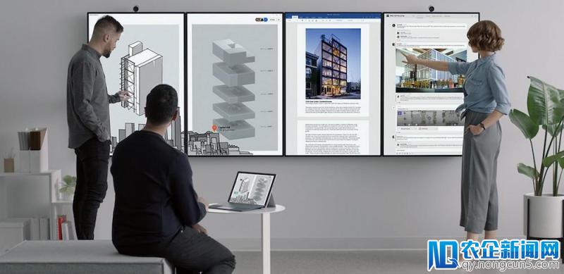 【早报】微软发布巨型会议室显示器 Surface Hub 2 / 星巴克回应瑞幸 / 微信恢复正常分享抖音内容了