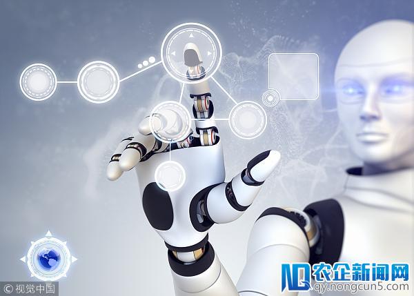 机不可失丨杨澜再次搭档李彦宏 2018数博会的人工智能对话聊什么?