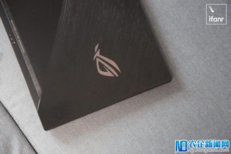 能天天背着的游戏本，到底会多强大？：华硕 ROG Zephyrus M 评测