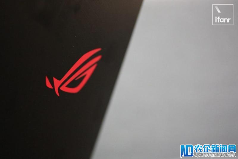 能天天背着的游戏本，到底会多强大？：华硕 ROG Zephyrus M 评测