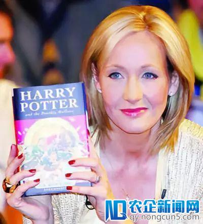 品牌价值250亿美元，谁一手打造了超级IP《哈利·波特》？