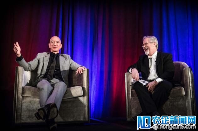 贝索斯的月球规划：地球用来住人，重工业都搬到太空去