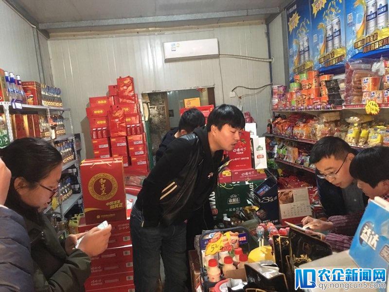 这位小镇青年不简单：帮600家小店玩起新零售 被信任是一种幸福-天下网商-赋能网商，成就网商