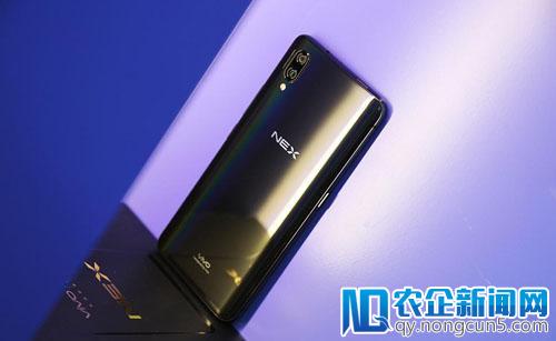 vivo NEX火热预定中 智慧AI极速性能3898元起