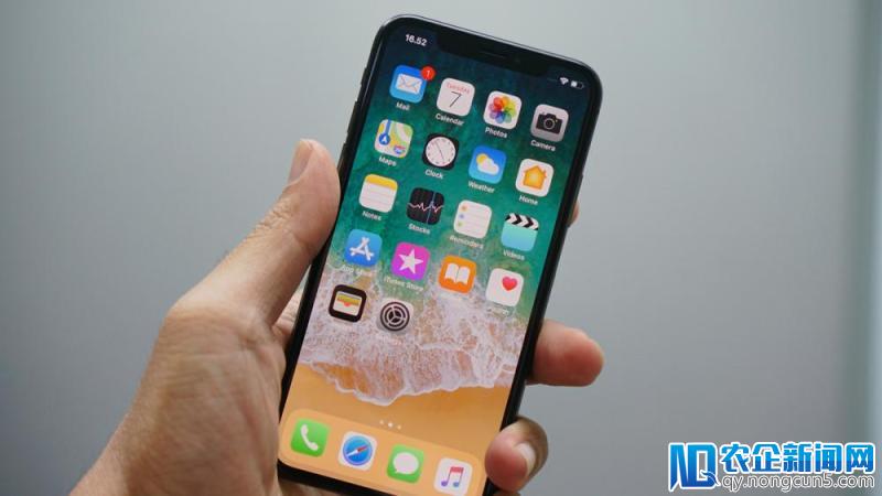 怎么彻底消除 iPhone 应用上的小红点？