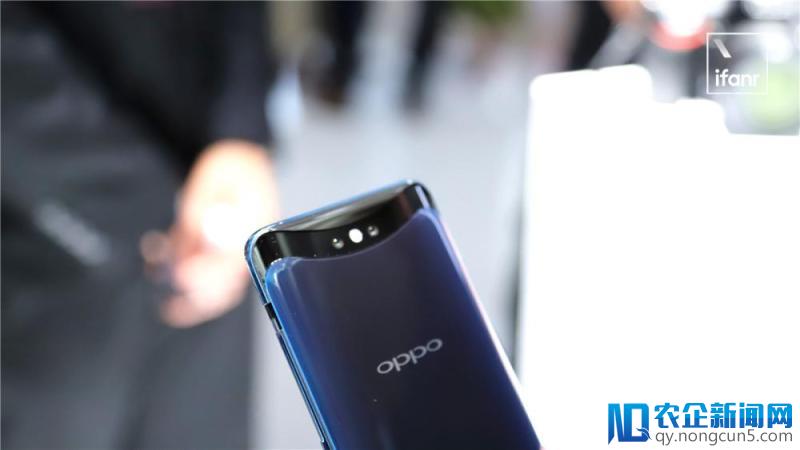 OPPO Find X 超凡一体外观的秘密：全隐藏式 3D 摄像头丨硬哲学