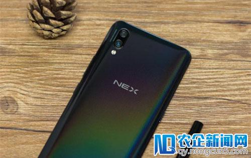 全面屏爱好者的福音 vivo NEX零界全面屏突破局限