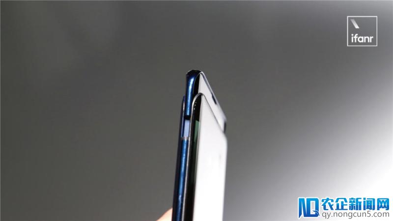 OPPO Find X 超凡一体外观的秘密：全隐藏式 3D 摄像头丨硬哲学