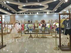品牌童裝折扣店怎么找品牌童裝一手貨源教你輕松解決