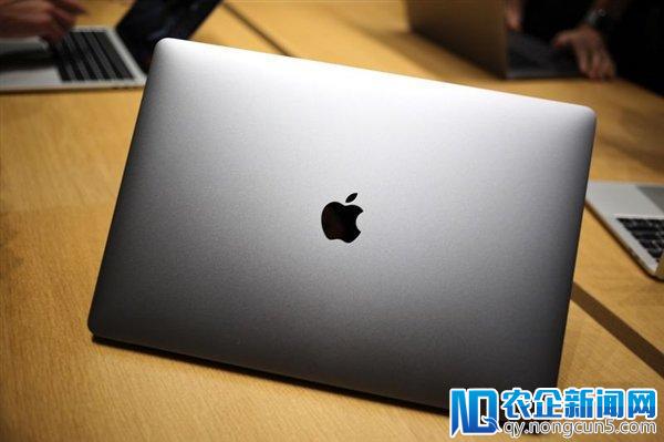 苹果 MacBook Pro i9 顶配版：散热不给力被限速